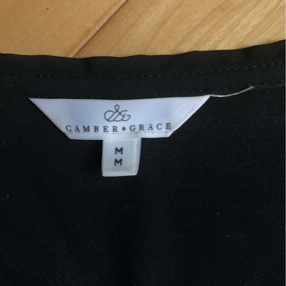 Camber & Grace tunic - Picture 2 of 3